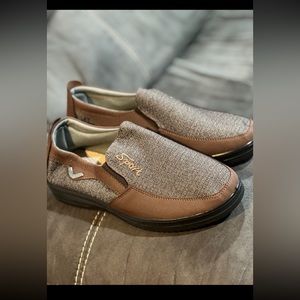 New Men’s Slip on Loafers